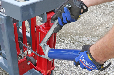 Ручной рычажный смазочный шприц Lincoln 1147, тяжёлой серии, до 690 бар, шланг 18"